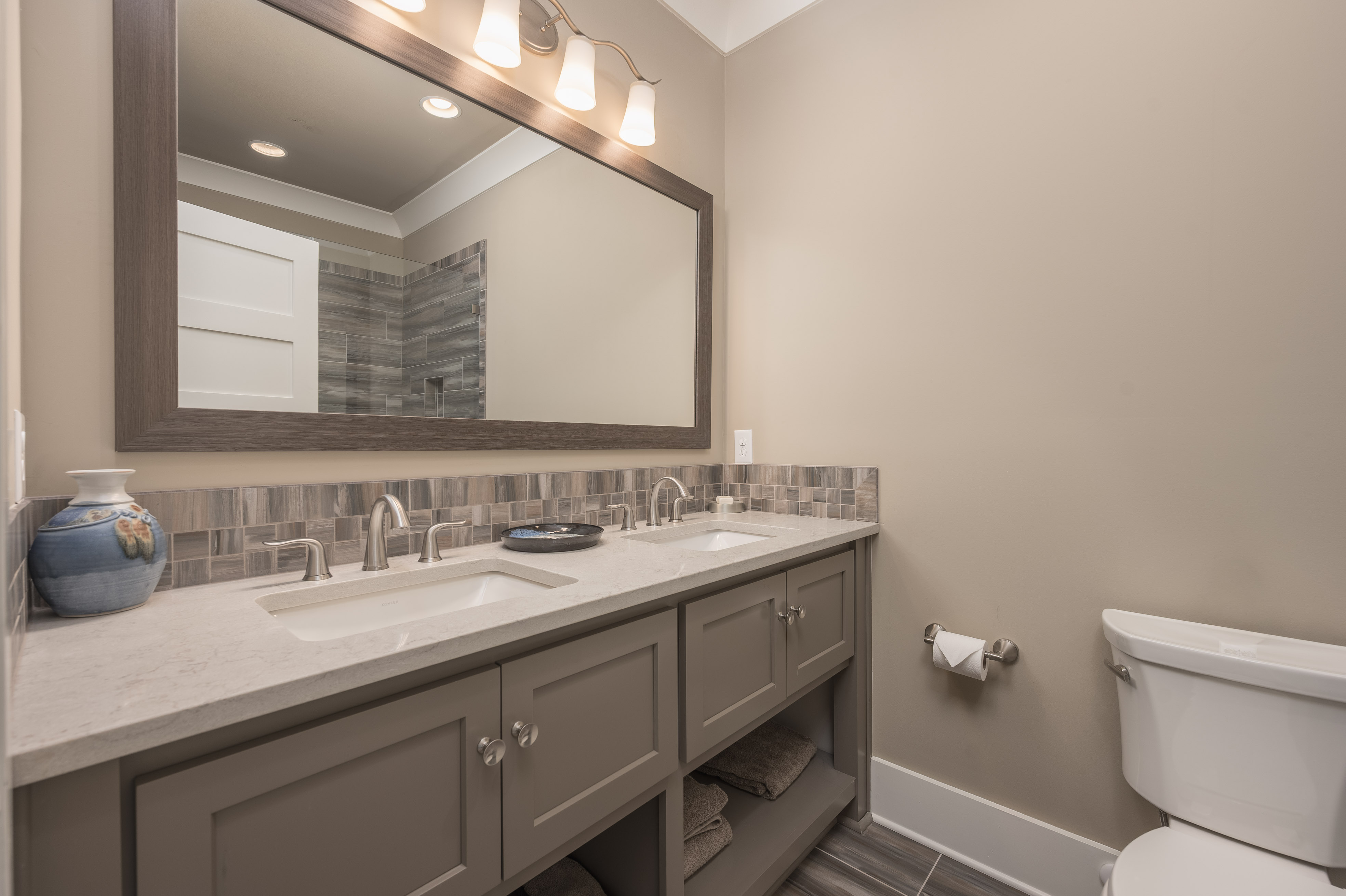 1211 Rose Creek image 45